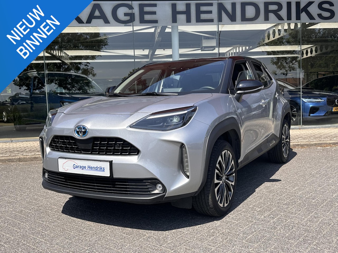 Toyota Yaris Cross - Executive 1.5 Hybrid | Blindspot | HUD | Climate  | Camera | Cruise |Two-Tone Black | - AutoWereld.nl