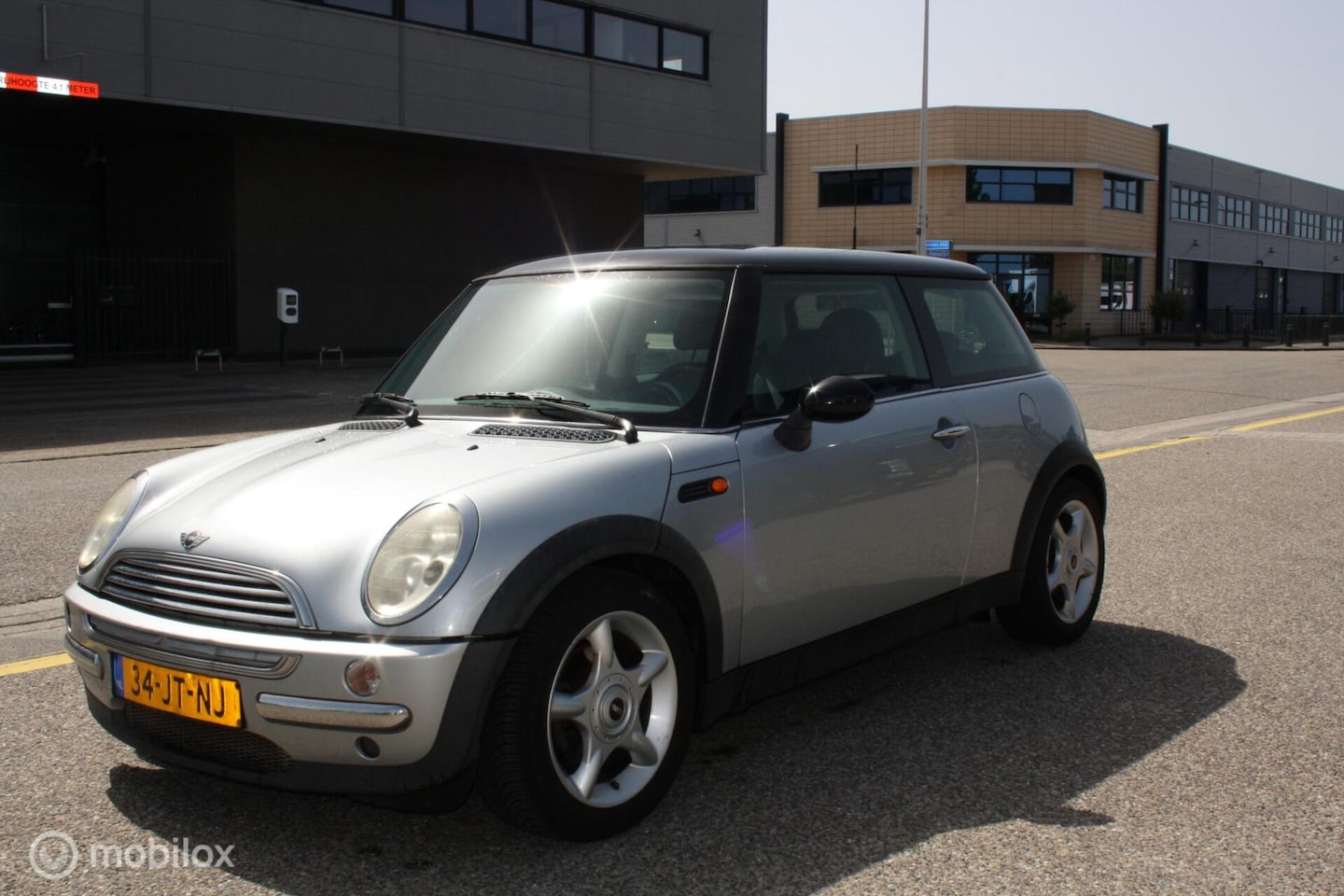 MINI Cooper - Mini 1.6 Airco APK 15-01-2027 meeneem prijsje ,inruilkoopje - AutoWereld.nl
