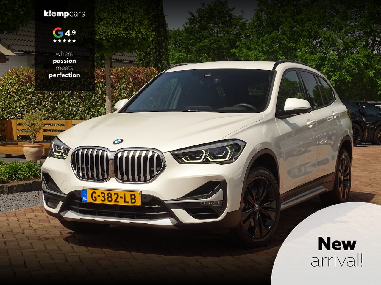 BMW X1 - sDrive20i ParelWeiss | Full Options | HUD | NavPro | Stoelverw | All wheater | Uniek - AutoWereld.nl