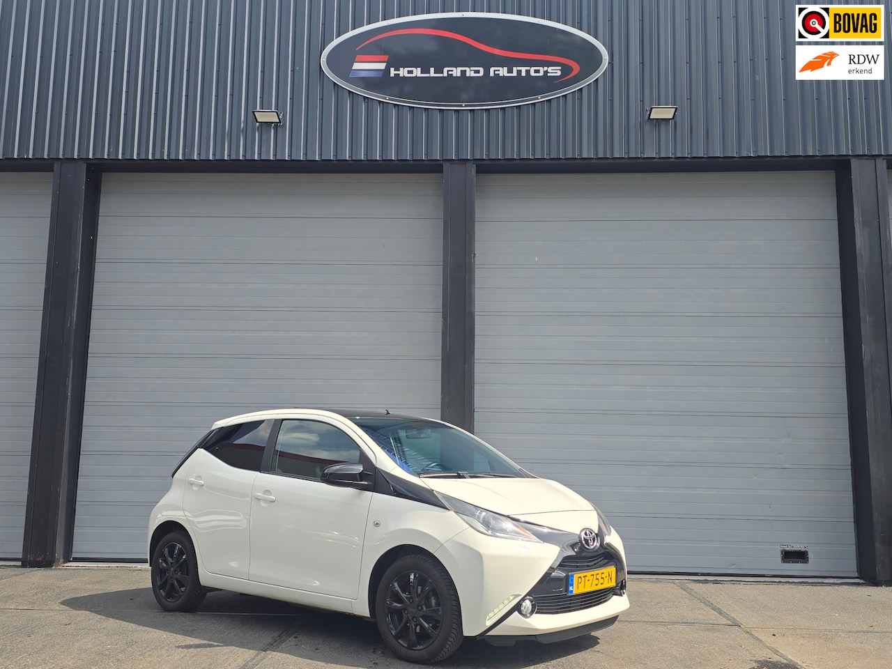 Toyota Aygo - 1.0 VVT-i x-play 1.0 VVT-i x-play, NAP, nette staat, goed rijdend - AutoWereld.nl