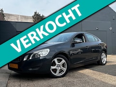 Volvo S60 - 2.0T Intro Edition | Automaat