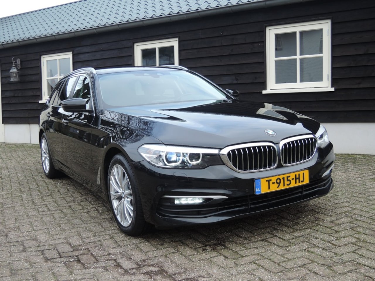 BMW 5-serie - 520I EXECUTIVE Trekhaak - AutoWereld.nl
