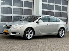 Opel Insignia - 1.8 Cosmo 140PK Navi Clima Cruise Trekhaak NW APK