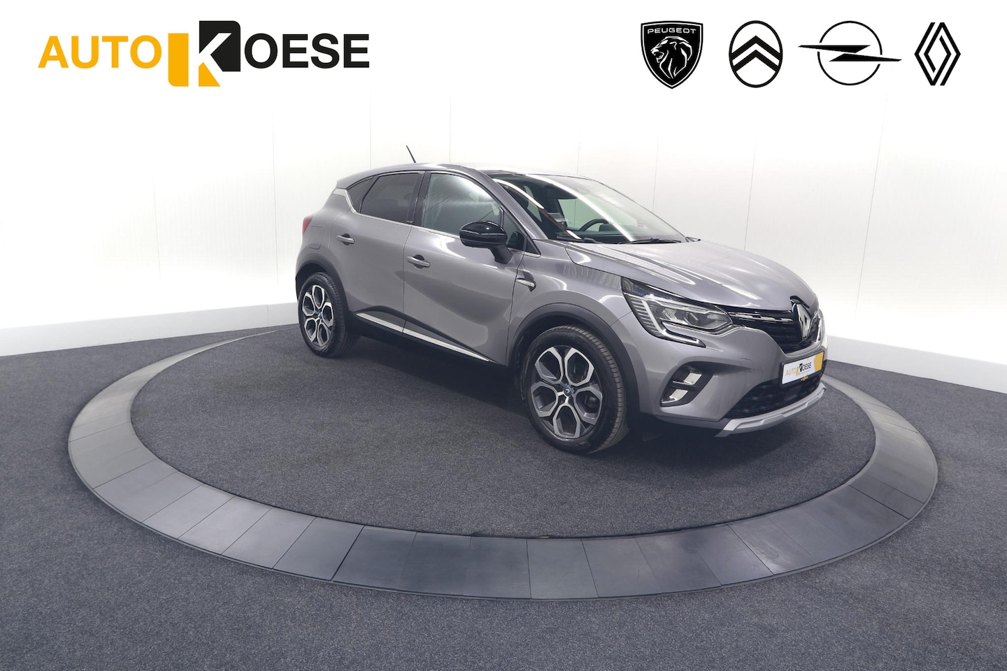 Renault Captur - 1.6 E-Tech Plug-in Hybrid 160 Intens | Parkeersensoren | Apple Carplay | Navigatie | Clima - AutoWereld.nl