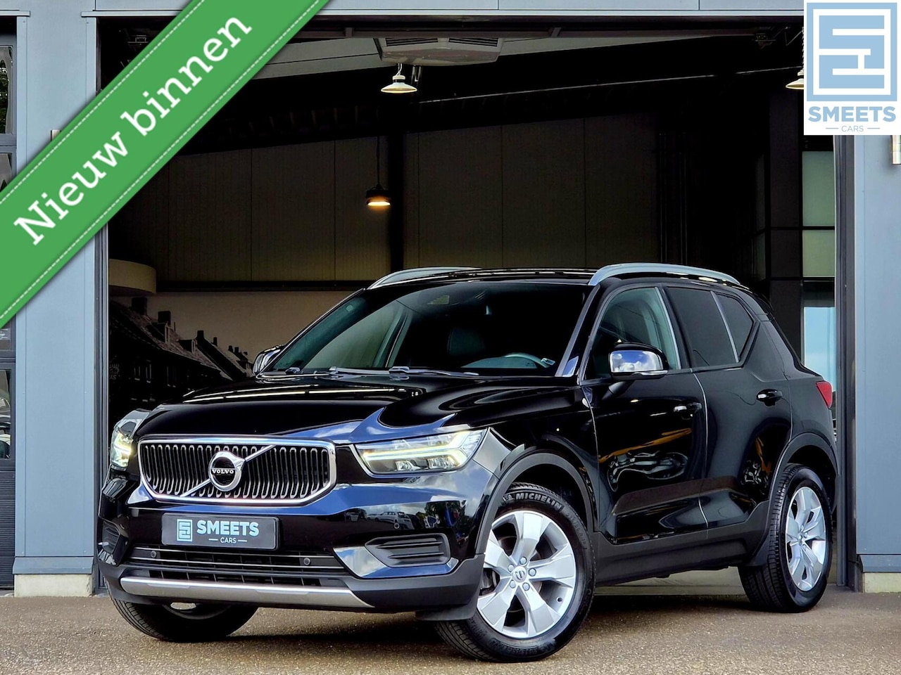 Volvo XC40 - 1.5 T3 Momentum 1e Eig! |Clima|Navi|Cam|HLeer|Carp. - AutoWereld.nl