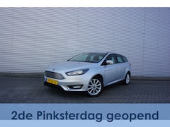 Ford Focus Wagon - 1.0 Titanium Edition Climate / Navi / Cruise / Parkeers. / Trekhaak / Lm velgen