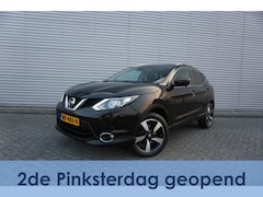 Nissan Qashqai - 1.2 N-Connecta Climate / Navi / Camera / Glazen dak / Parkeers. / Trekhaak / NAP