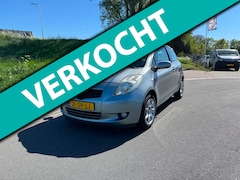 Toyota Yaris - 1.3 VVTi Sol Airco LM Velgen