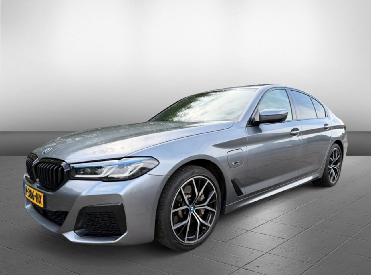 BMW 5-serie - 530e Bns Edit.+ - AutoWereld.nl