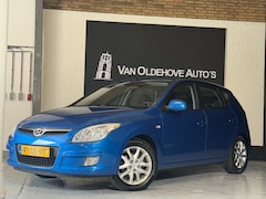 Hyundai i30 - 1.4i Dynamic Luxe