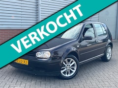 Volkswagen Golf - 1.6 Highline Automaat Dealeronderhouden