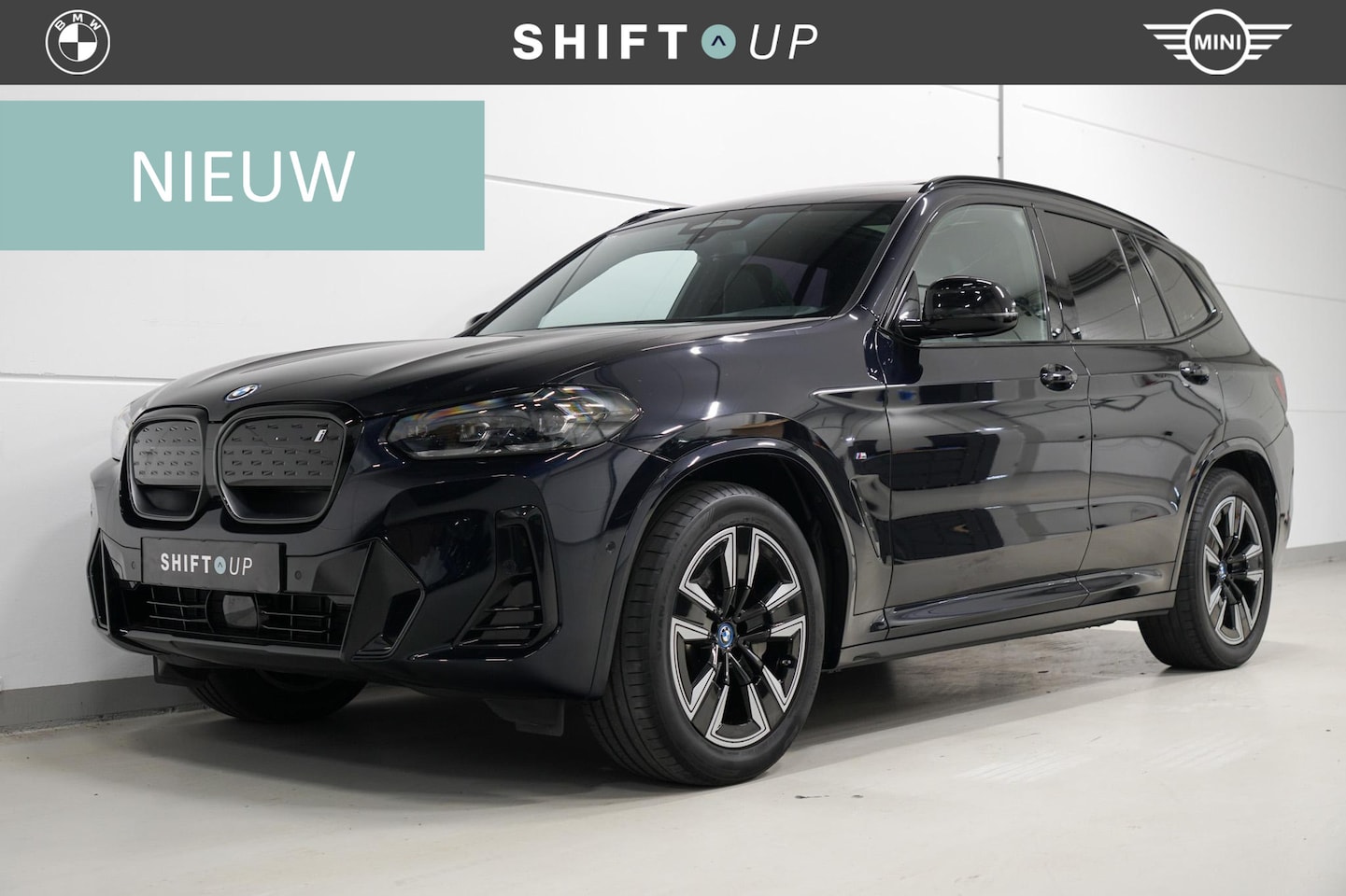 BMW iX3 - M-Sport | Panoramadak | Elektr. Trekhaak | Driving Assistant Professional - AutoWereld.nl