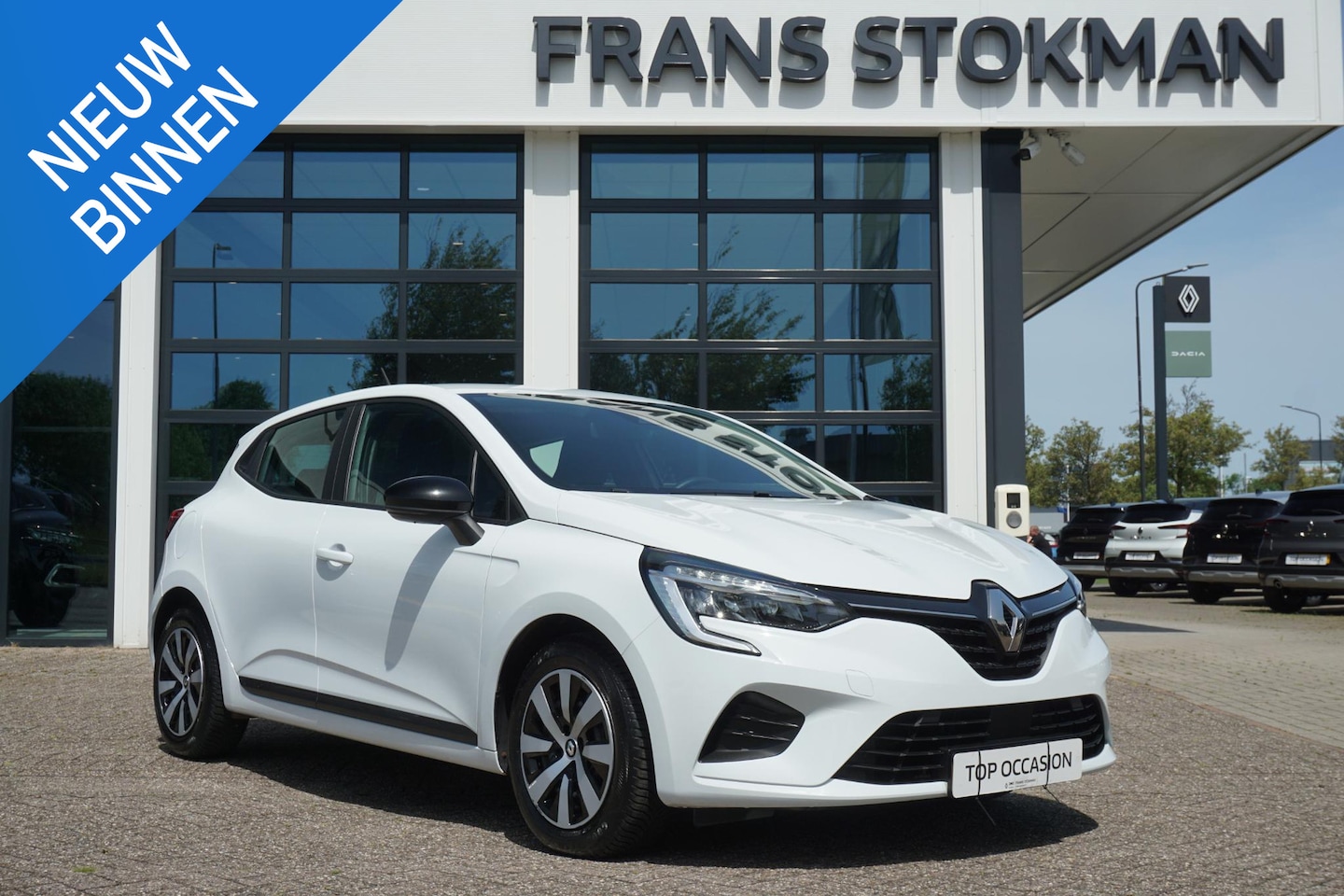 Renault Clio - 1.6 E-TECH Hybrid 145 Equilibre 1.6 E-Tech Hybrid 145 Equilibre - AutoWereld.nl