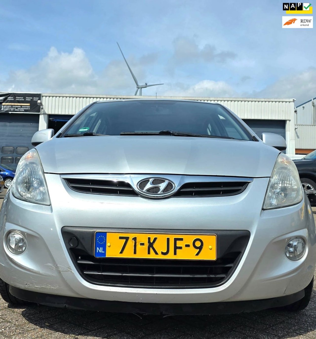 Hyundai i20 - 1.4i DynamicVersion 1.4i DynamicVersion - AutoWereld.nl