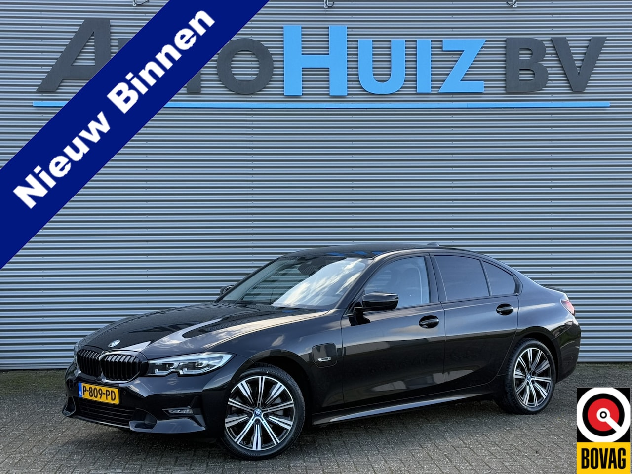BMW 3-serie - 320e Business Edition Plus Sport LineLederen Sportstoelen Carplay Achteruitrijcamera Live - AutoWereld.nl