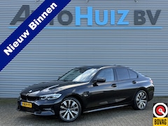 BMW 3-serie - 320e Business Edition Plus Sport LineLederen Sportstoelen Carplay Achteruitrijcamera Live