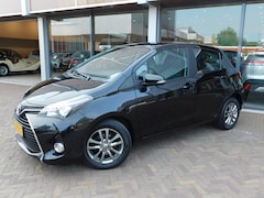 Toyota Yaris - 1.3 VVT-i Trend | Trekhaak | Navi