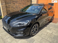 Ford Focus Wagon - 1.5 EcoBoost ST Line Business / Panorama dak