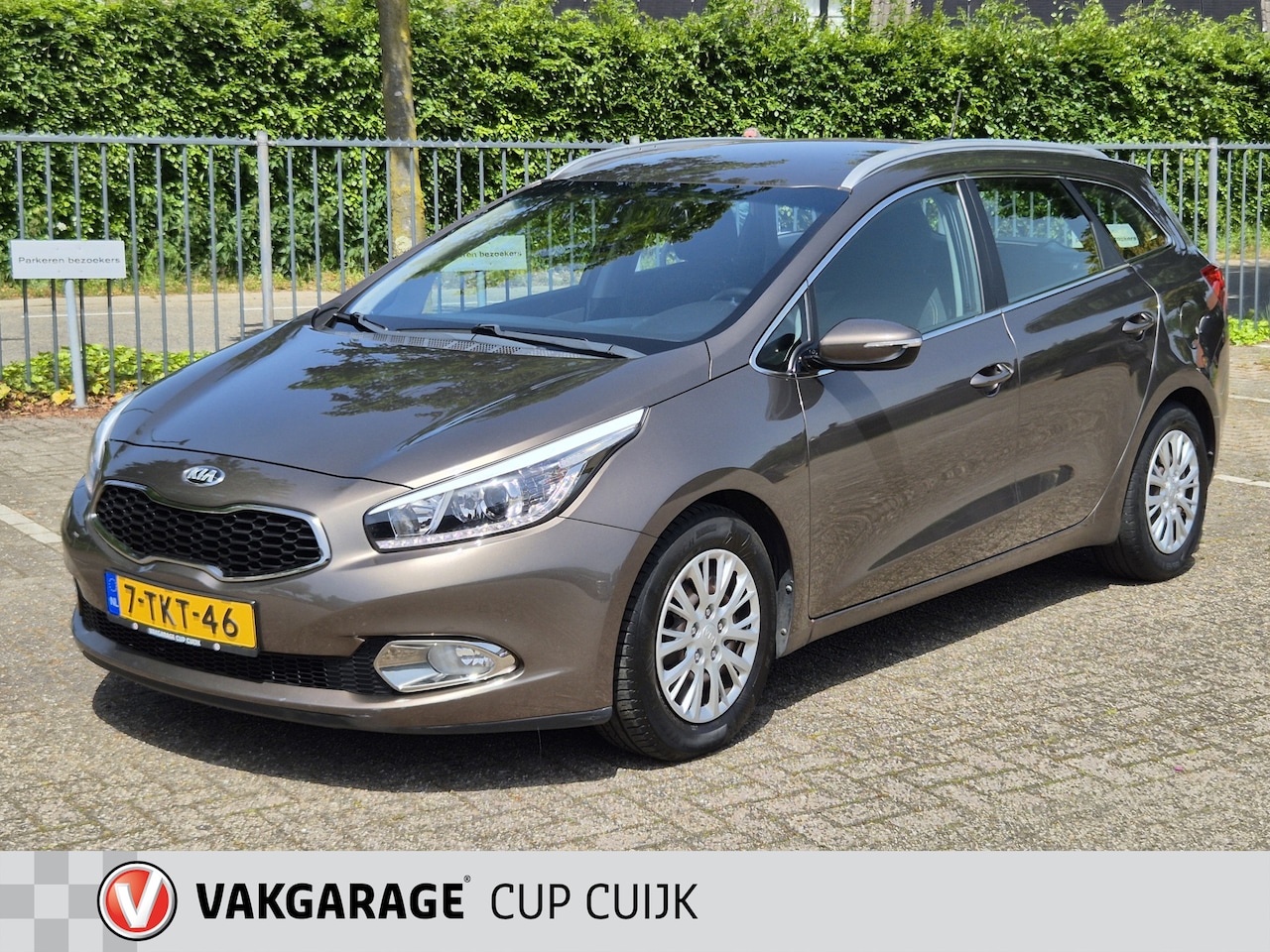 Kia Cee'd Sportswagon - 1.6 GDI Business Pack NAVI / CRUISE CONTROL / AUTOMATOSCHE AIRCO / CAMERA - AutoWereld.nl
