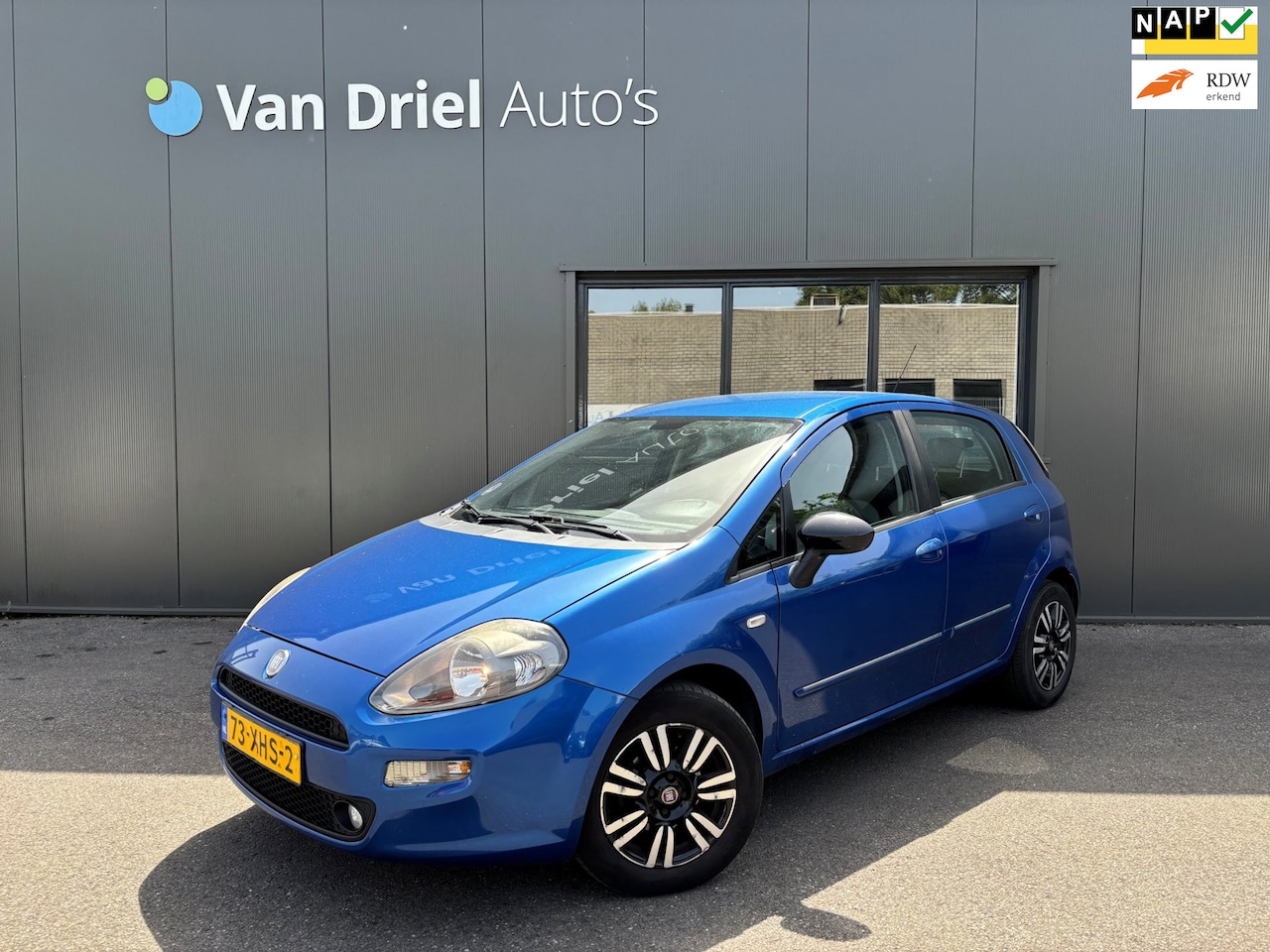 Fiat Punto Evo - 0.9 TwinAir Easy / Airco / Parkeersensoren achter! - AutoWereld.nl