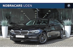 BMW 5-serie - 530e Automaat / Comfortstoelen / Achteruitrijcamera / Stoelverwarming / PDC