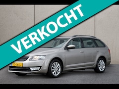 Skoda Octavia Combi - 1.4 TSI 150PK Automaat | Navigatie | Trekhaak