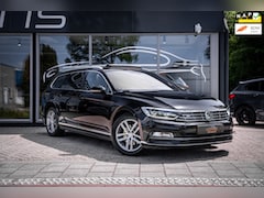 Volkswagen Passat Variant - 1.5 TSI Highline 2x R-Line|Pano|Dig dash|Trekhaak|Stoelverw|Camera|Automaat|