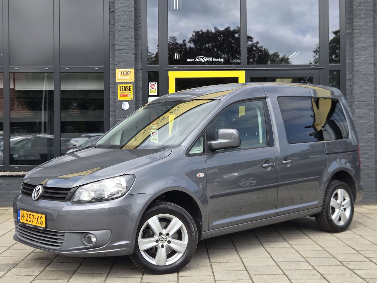 Volkswagen Caddy - 1.2 TSI Comfortline | Park Sens A | Stoel Verw V | Airco | Apple Car | Android Auto | Trek - AutoWereld.nl