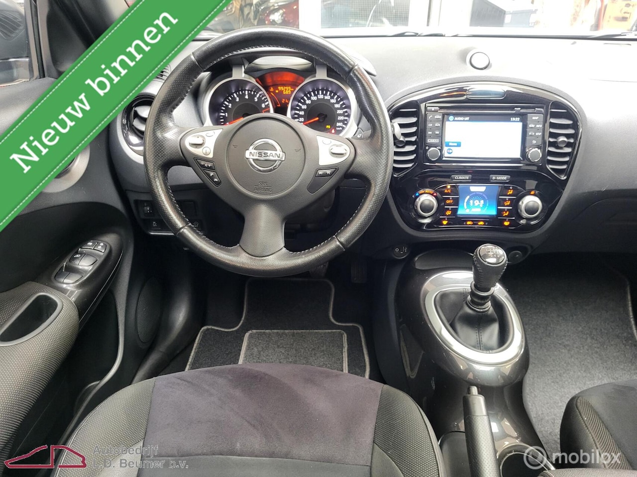 Nissan Juke - 1.2 DIG-T N-Connecta Design Pack *PANO, TRKHK, NAVI, CAM, RIJKLAARPRJS