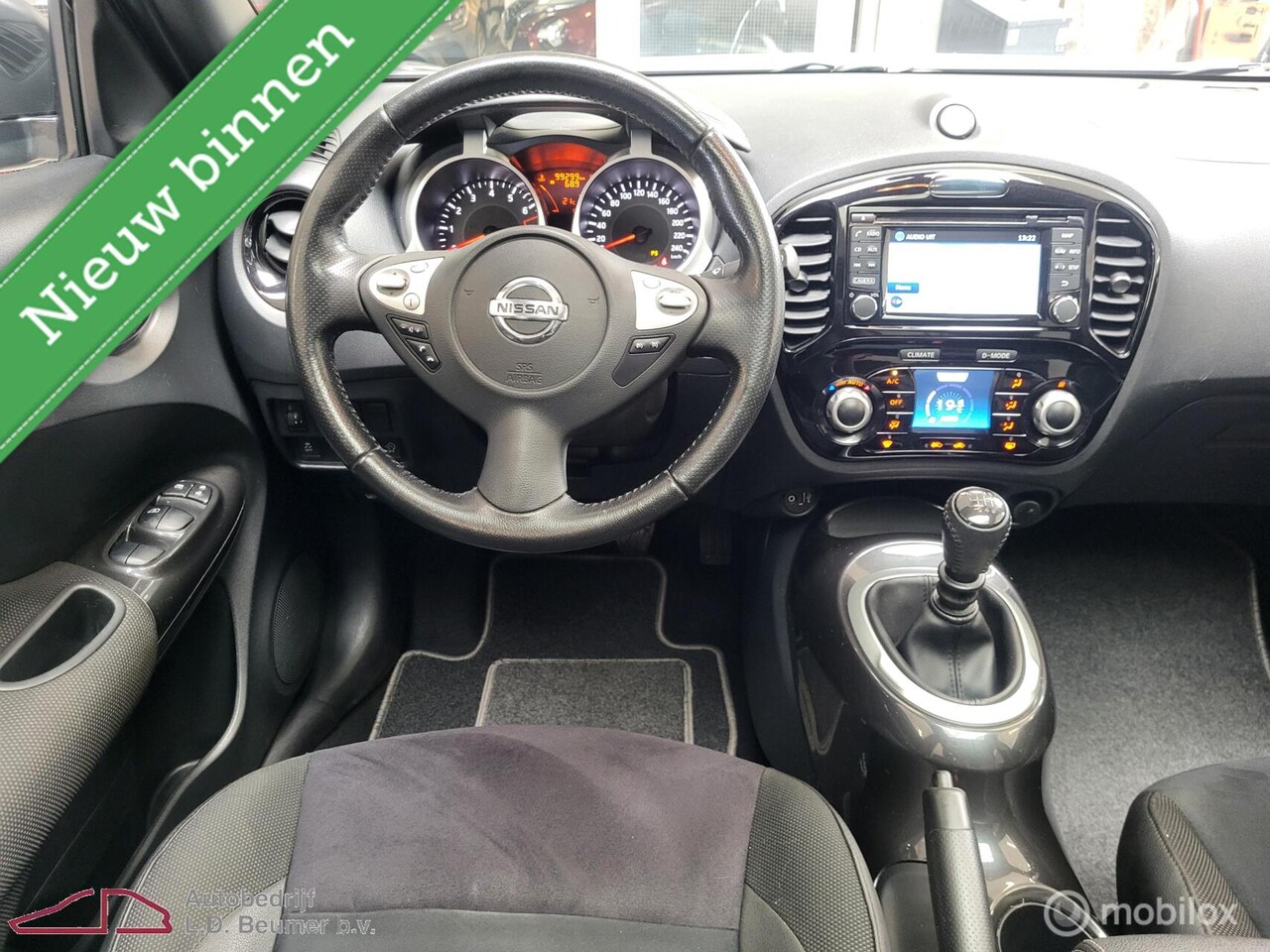 Nissan Juke - 1.2 DIG-T N-Connecta Design Pack *PANO, TRKHK, NAVI, CAM, RIJKLAARPRJS!