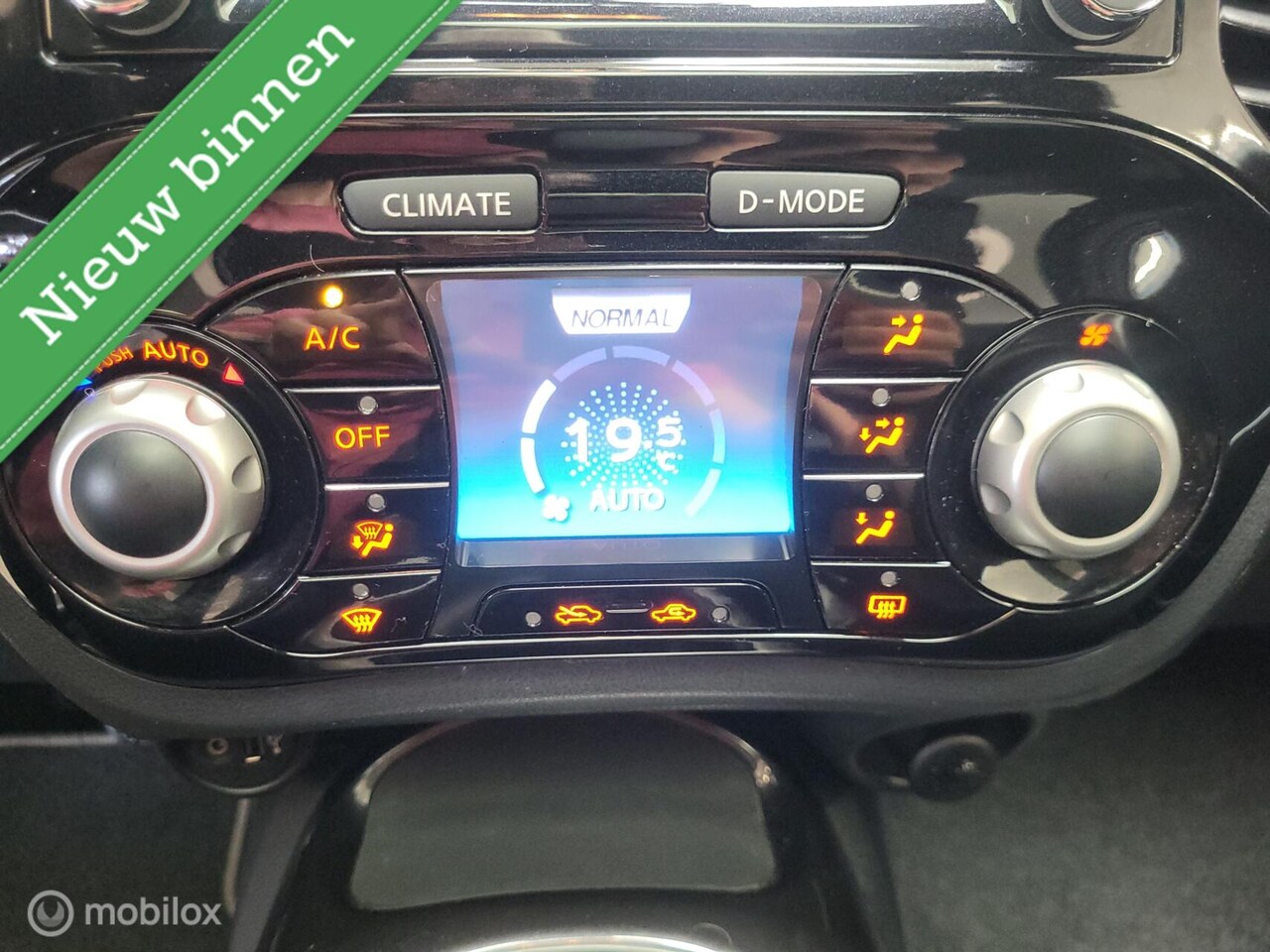 Nissan Juke - 1.2 DIG-T N-Connecta Design Pack *PANO, TRKHK, NAVI, CAM, RIJKLAARPRJS!