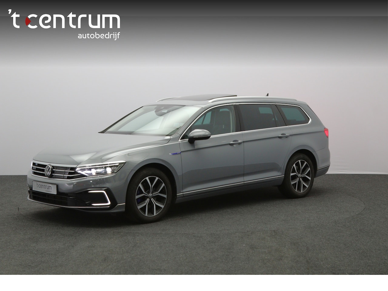 Volkswagen Passat Variant - 1.4 TSI 218 PK PHEV GTE BNS, Trekhaak, Panoramadak, Matrix-LED, Adap. Cruise Control - AutoWereld.nl