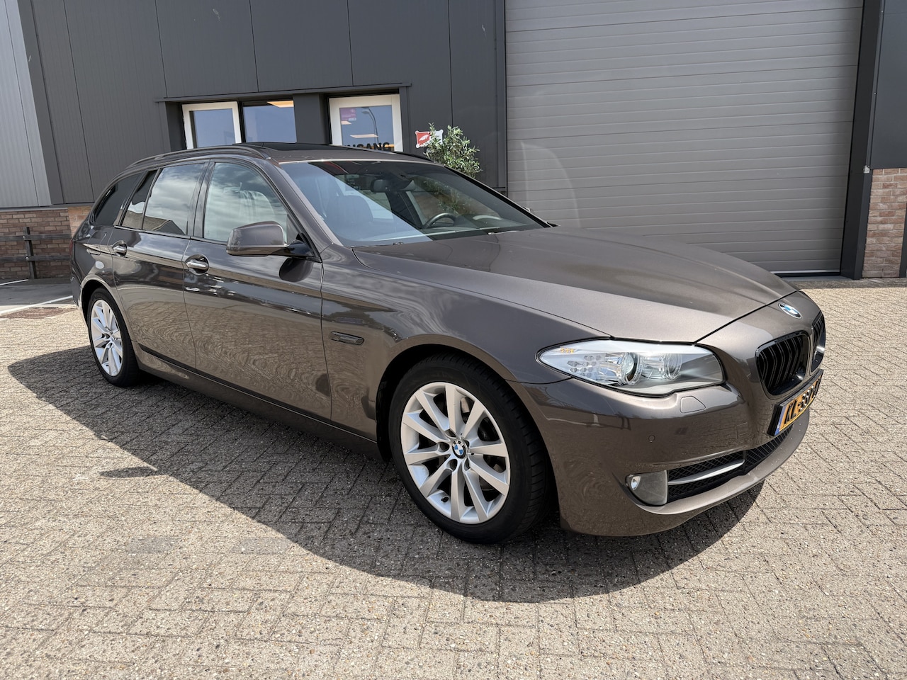 BMW 5-serie Touring - 530d High Executive 530d High Executive - AutoWereld.nl