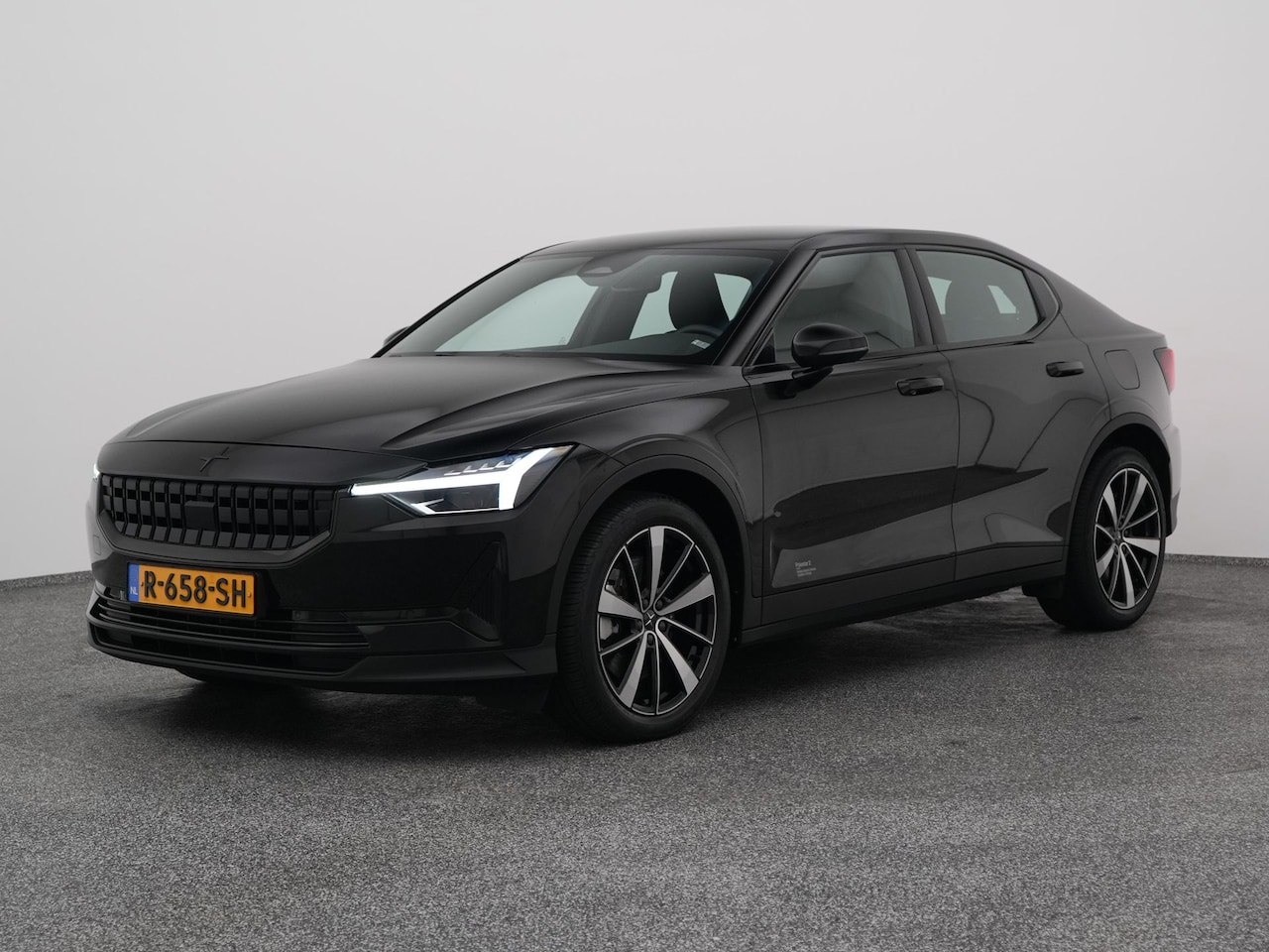 Polestar 2 - Long Range Single Motor 78 kWh | CAMERA | KEYLESS | STOELVERWARMING - AutoWereld.nl