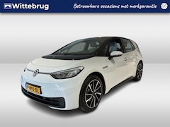 Volkswagen ID.3 - Pro 58 kWh / NAVI / App.Connect / 19"LMV / CAMERA / Stoelverwarming / steunhaak