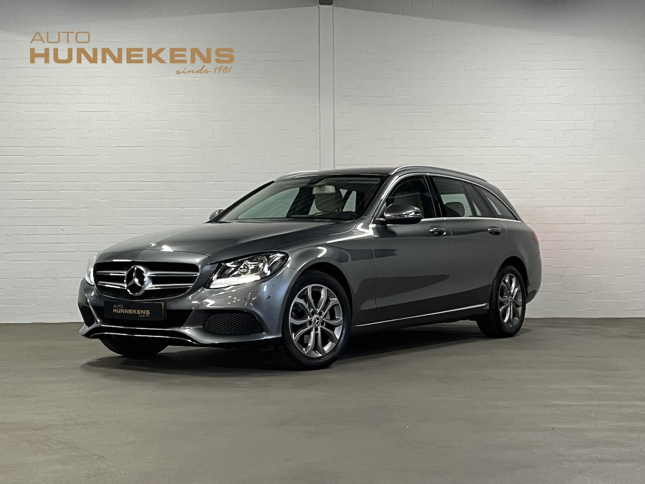 Mercedes-Benz C-klasse Estate - 160 Premium Plus Trekhaak | Achteruitrij camera | Stoelverwarming | Cruise-/climate contro - AutoWereld.nl