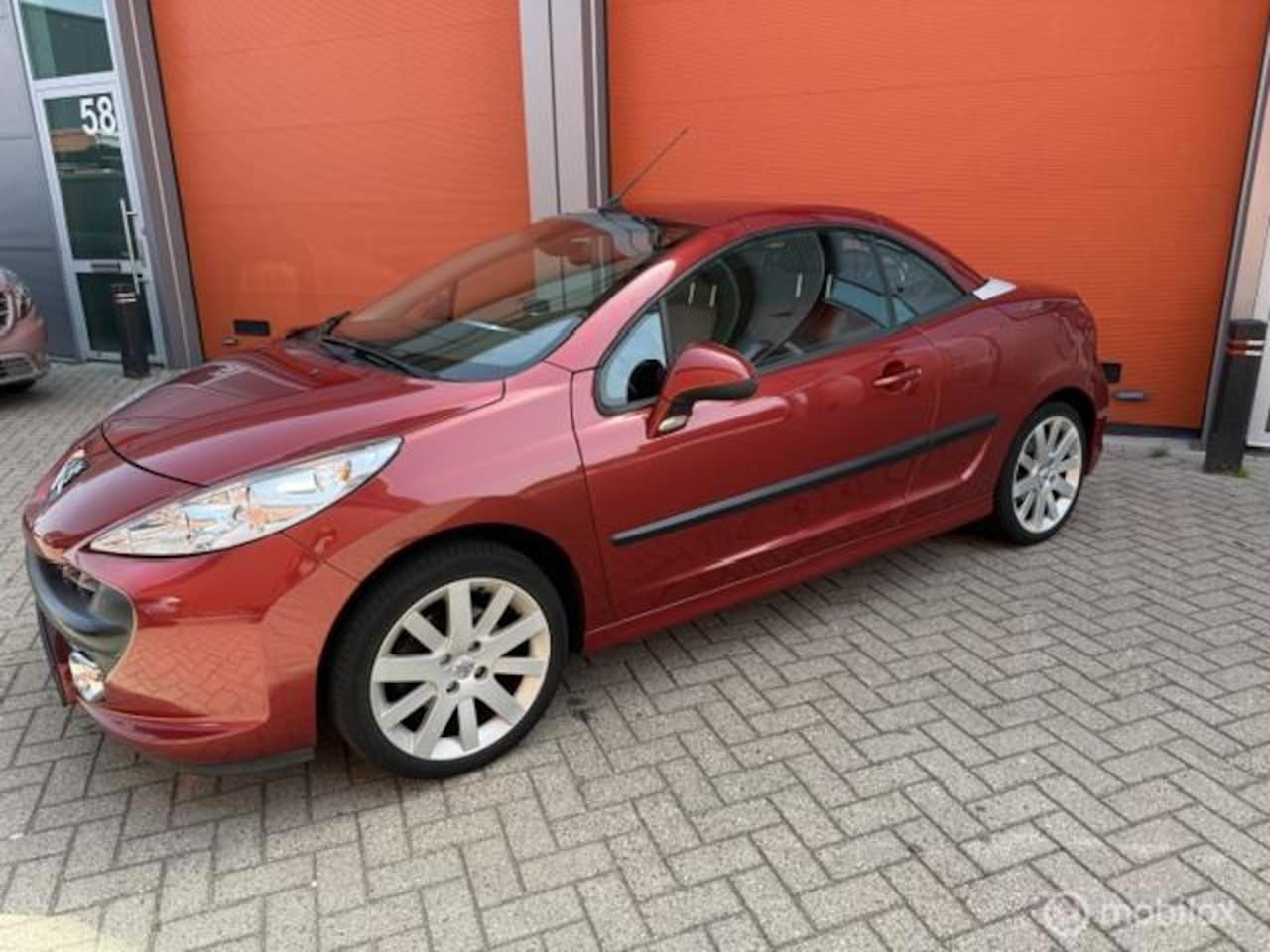 Peugeot 207 CC - 1.6 VTi Première 129.000 KM NAP- AIRCO -EXTR - AutoWereld.nl