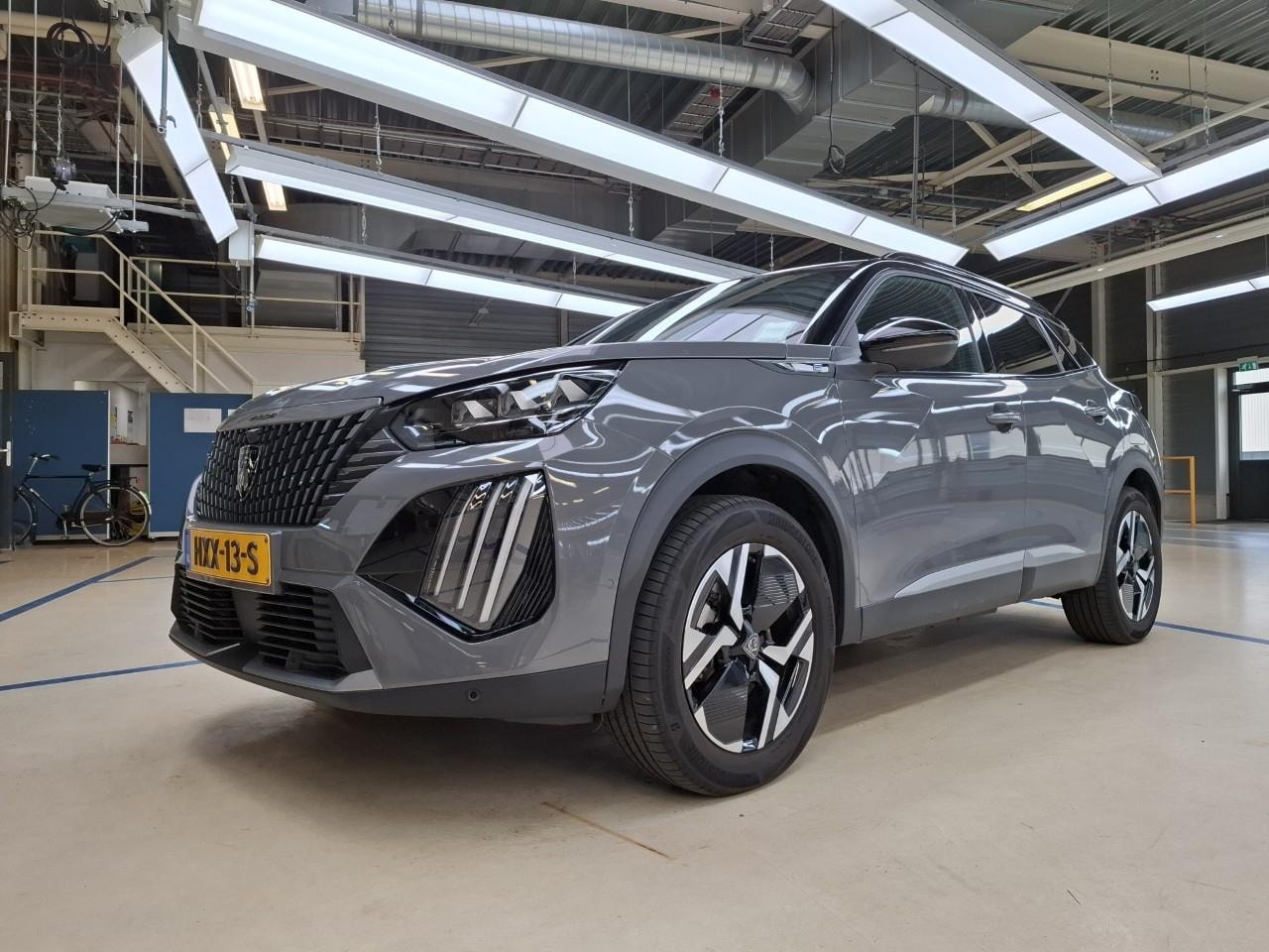Peugeot e-2008 - EV GT Avantage 54 kWh | Navigatie | Achteruitrijcamera | Draadloos Apple Carplay & Android - AutoWereld.nl