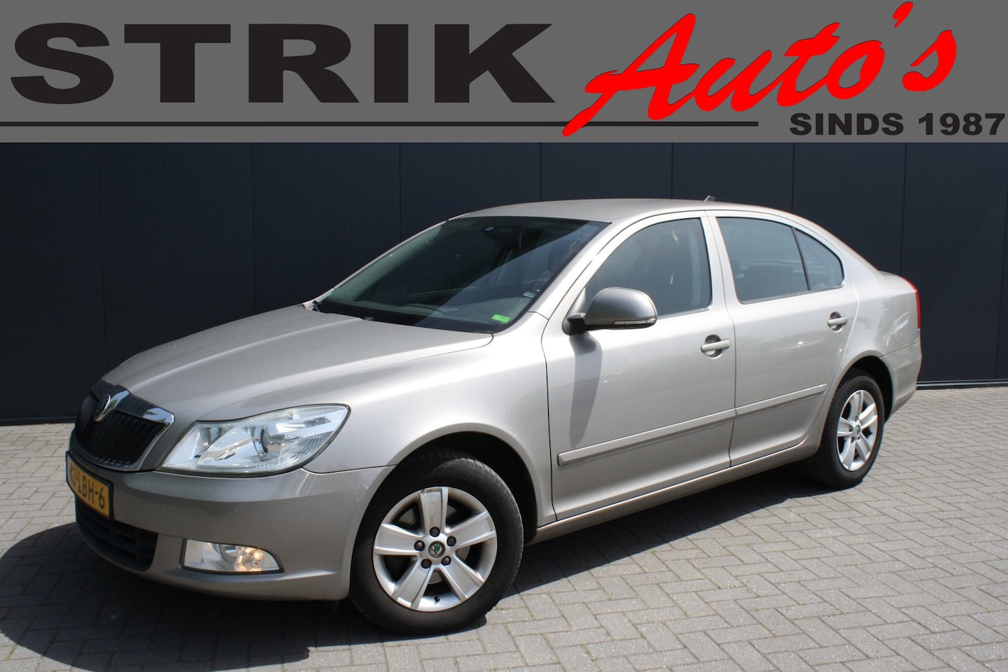 Skoda Octavia - 1.2 TSI Ambition Business Line - NAVIGATIE - CLIMATE CONTROL - PDC - AutoWereld.nl