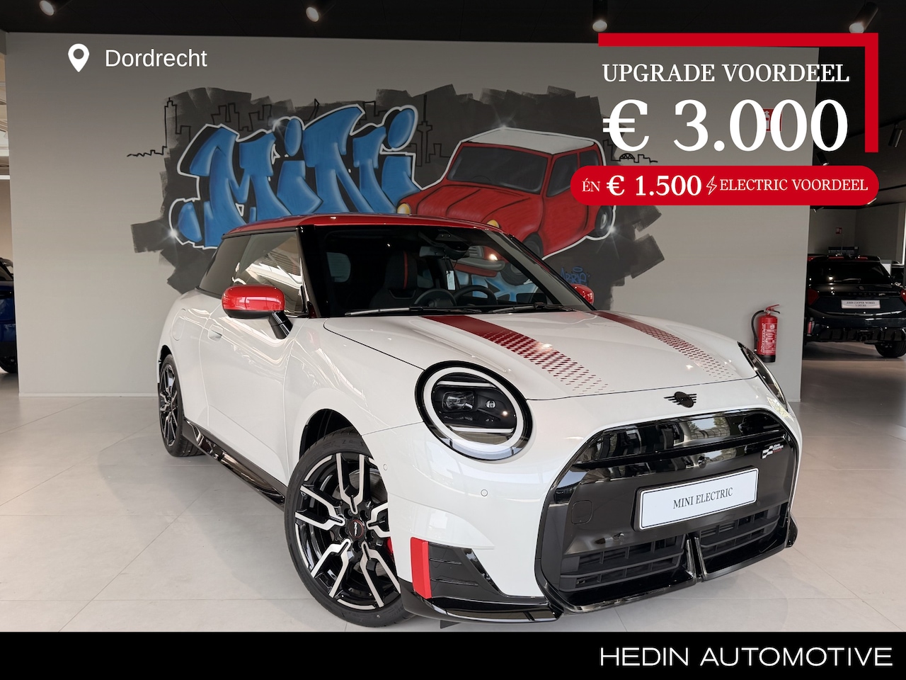 MINI Mini-Electric - JCW John Cooper Works 54.2 kWh 258 pk L pakket | Panoramadak | Stoelverwarming | Comfort A - AutoWereld.nl