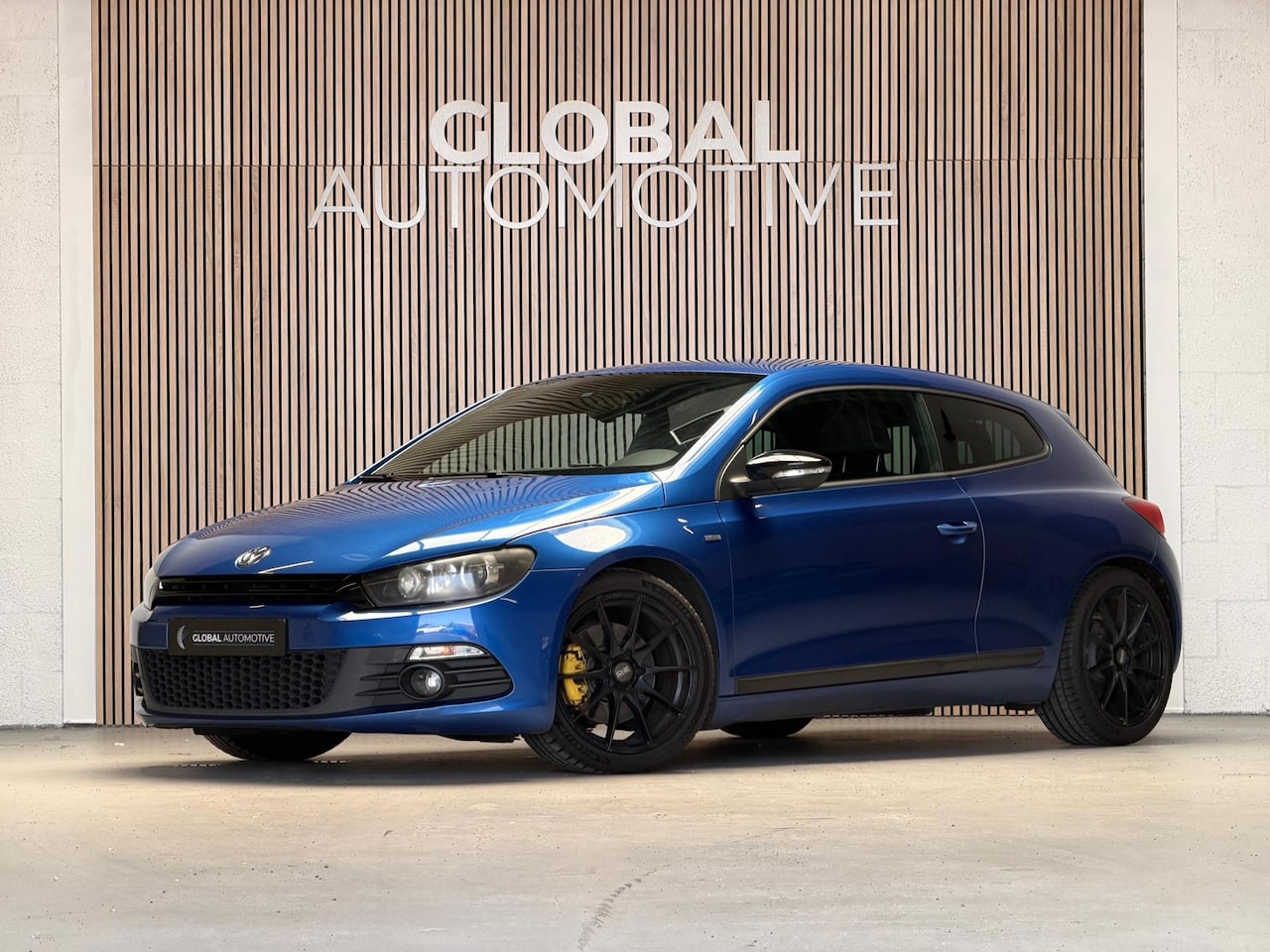 Volkswagen Scirocco - 2.0 TSI - PDC - CLIMATE - OZ RACING - AutoWereld.nl