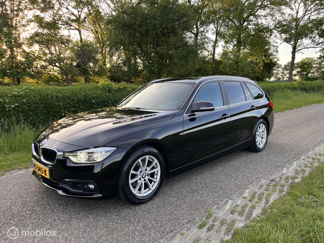 BMW 3-serie Touring - 320d EDE 2017 Facelift Automaat Trekhaak - AutoWereld.nl