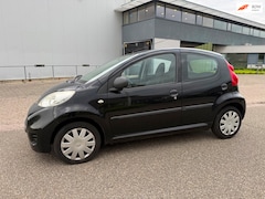 Peugeot 107 - 1.0-12V XR