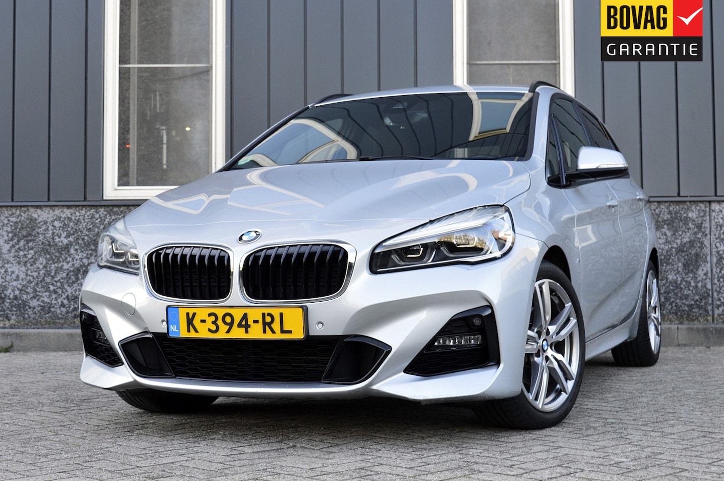 BMW 2-serie Active Tourer - 218i M-sport Rijklaarprijs-Garantie Leder/Stof sport interieur Navigatie Led Camera Trekha - AutoWereld.nl