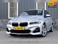 BMW 2-serie Active Tourer - 218i M-sport Rijklaarprijs-Garantie Leder/Stof sport interieur Navigatie Led Camera Trekha