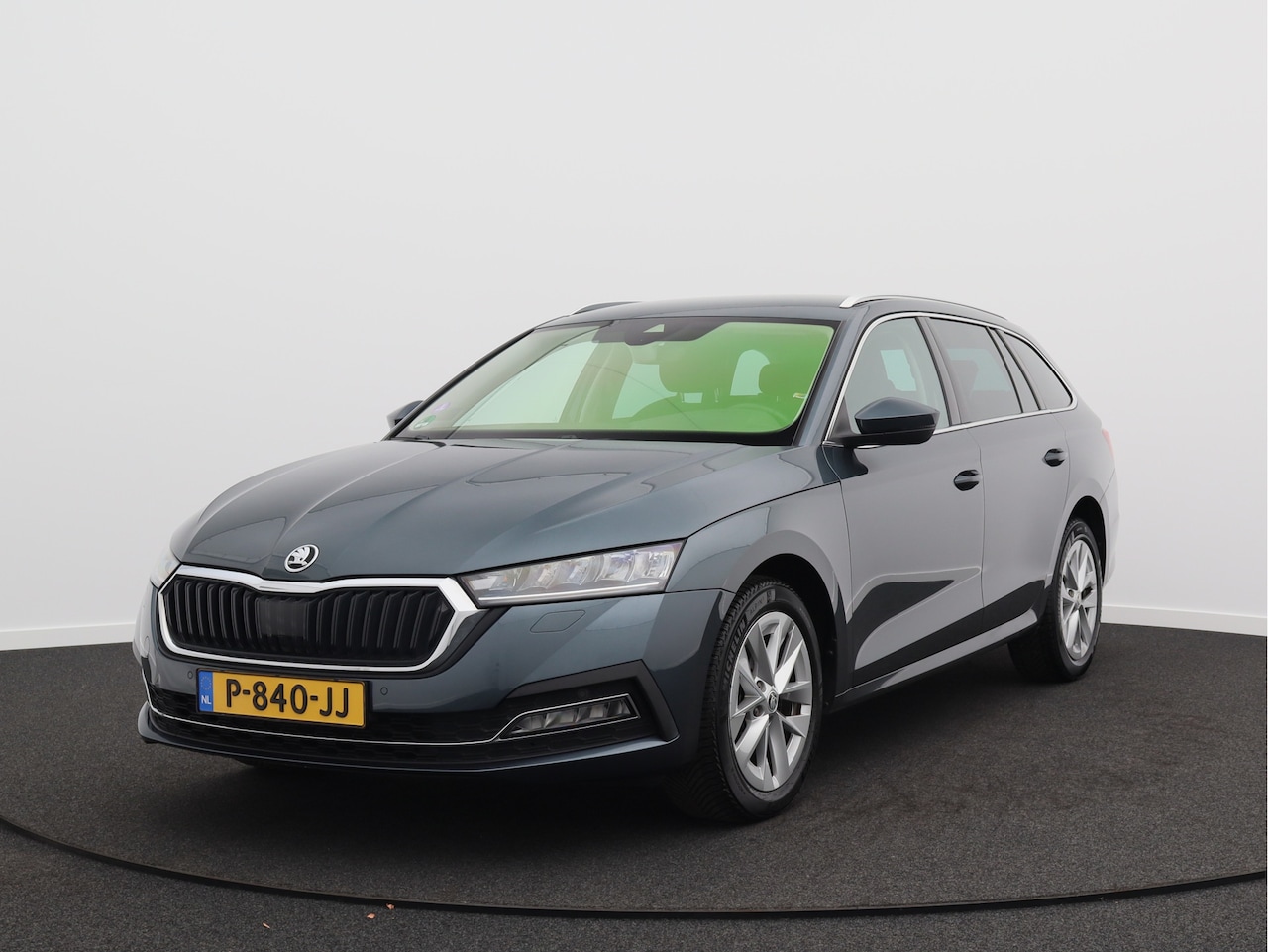 Skoda Octavia Combi - 1.5 e-TSI Business Edition/ automaat! - AutoWereld.nl