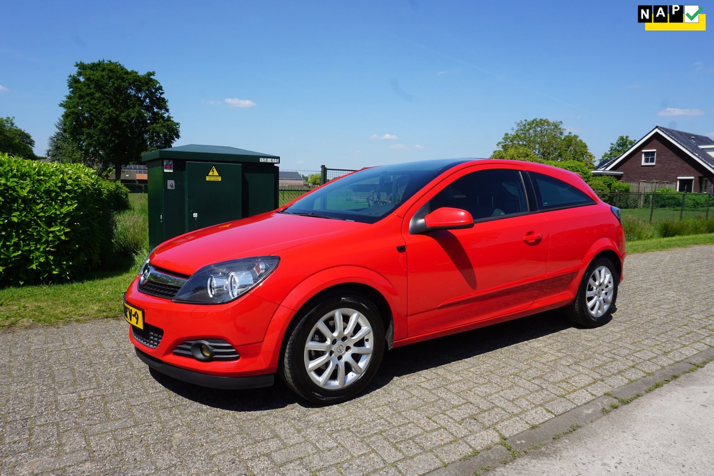Opel Astra GTC - 1.6 Temptation 1.6 Temptation - AutoWereld.nl