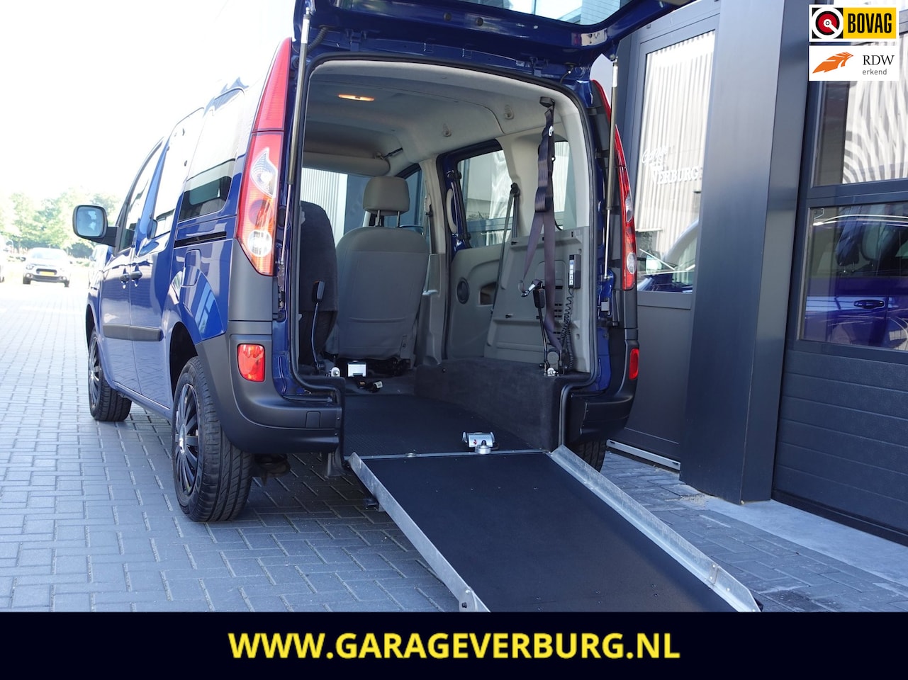 Renault Kangoo Family - 1.6 16V Expression / Rolstoel / Invalide vervoer / 74.063 Km Uniek ! - AutoWereld.nl