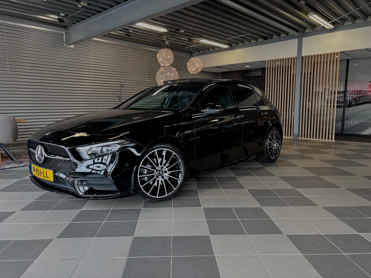 Mercedes-Benz A-klasse - 180 Business Solution AMG Night edition - AutoWereld.nl