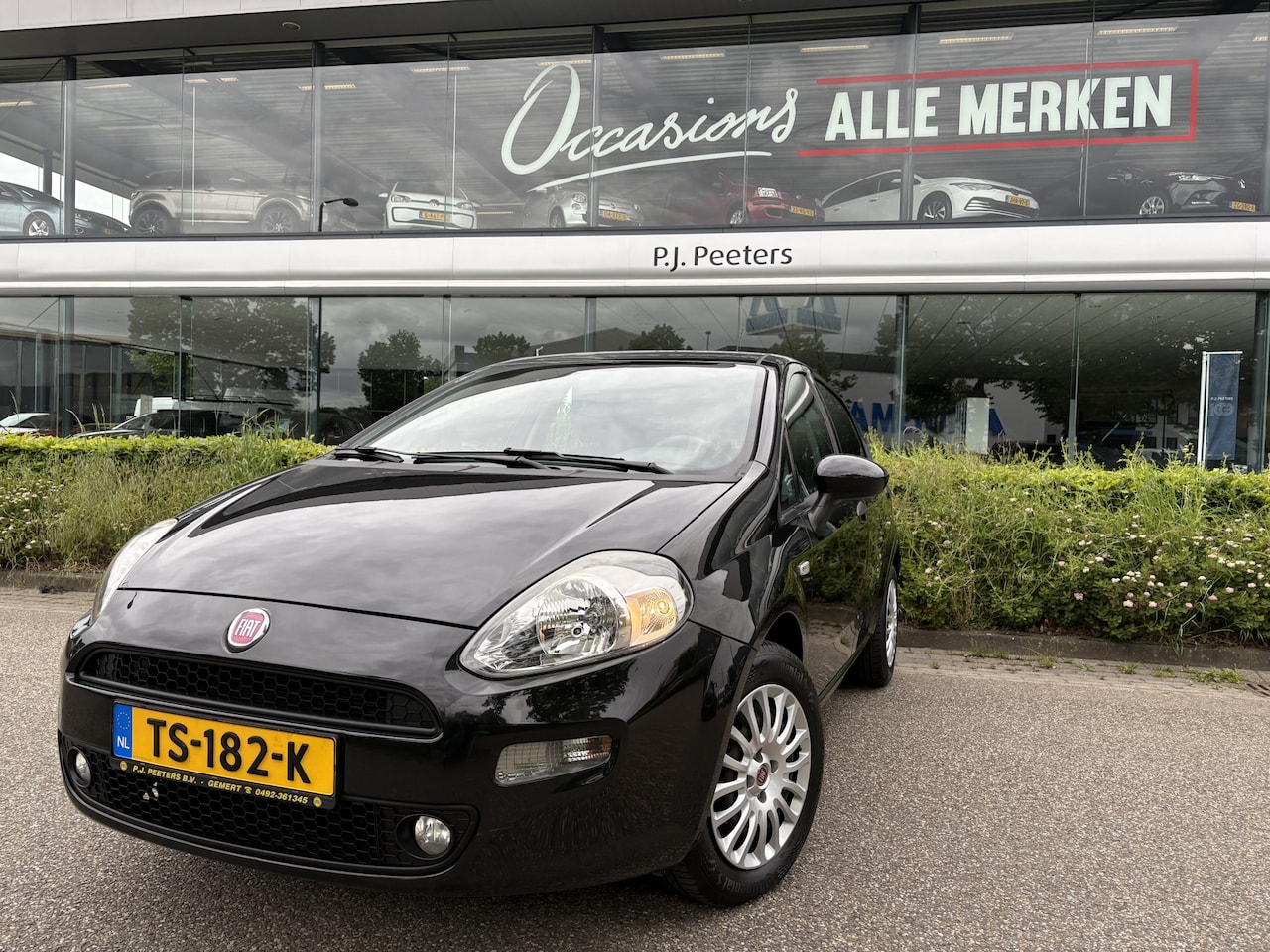 Fiat Punto Evo - 1.2 Street Airco - Bluetooth - Licht metalen velgen 15 inch - Stuur multifunctioneel - Stu - AutoWereld.nl